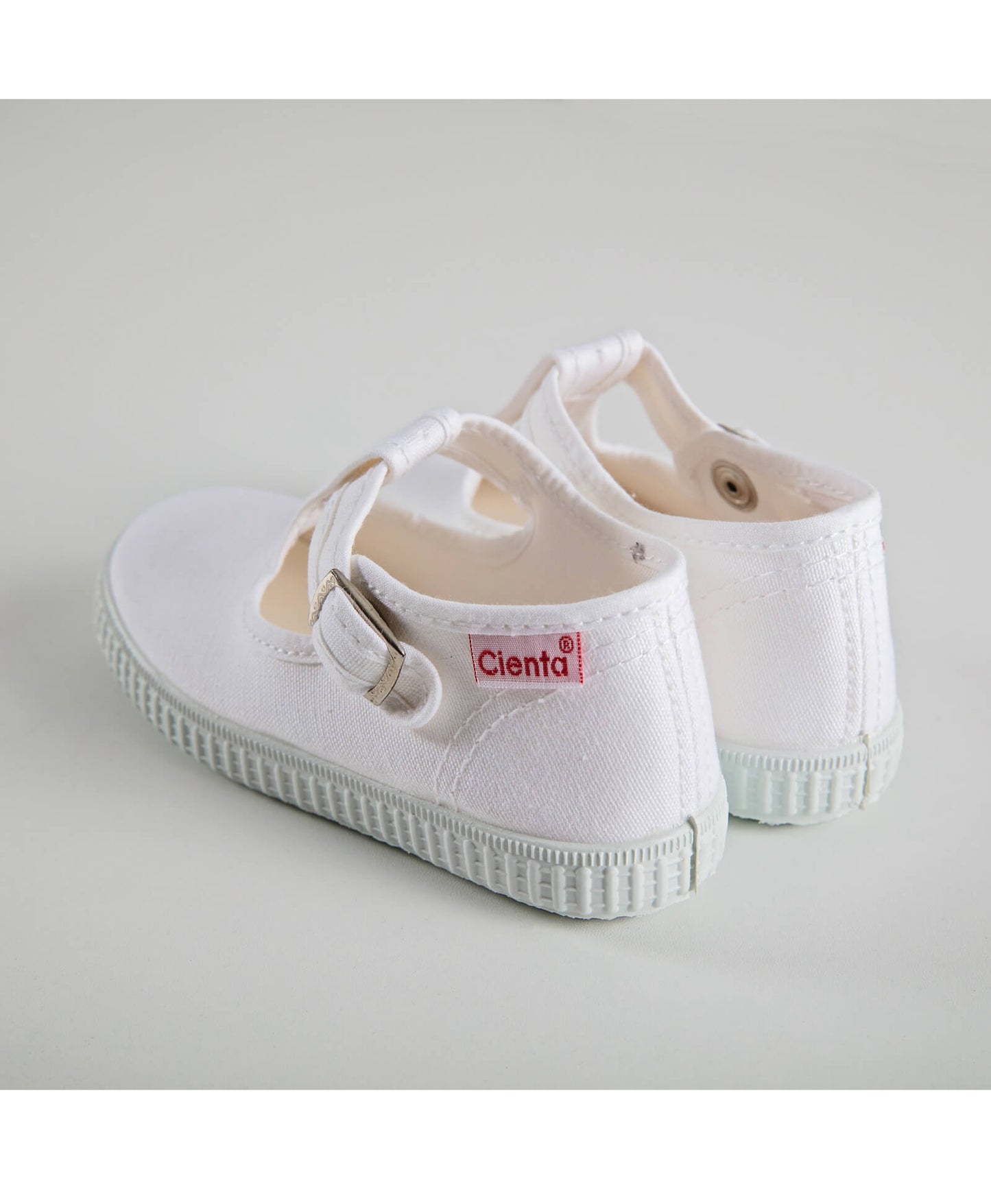 White T-Bar Kids Shoes by Cienta (back)